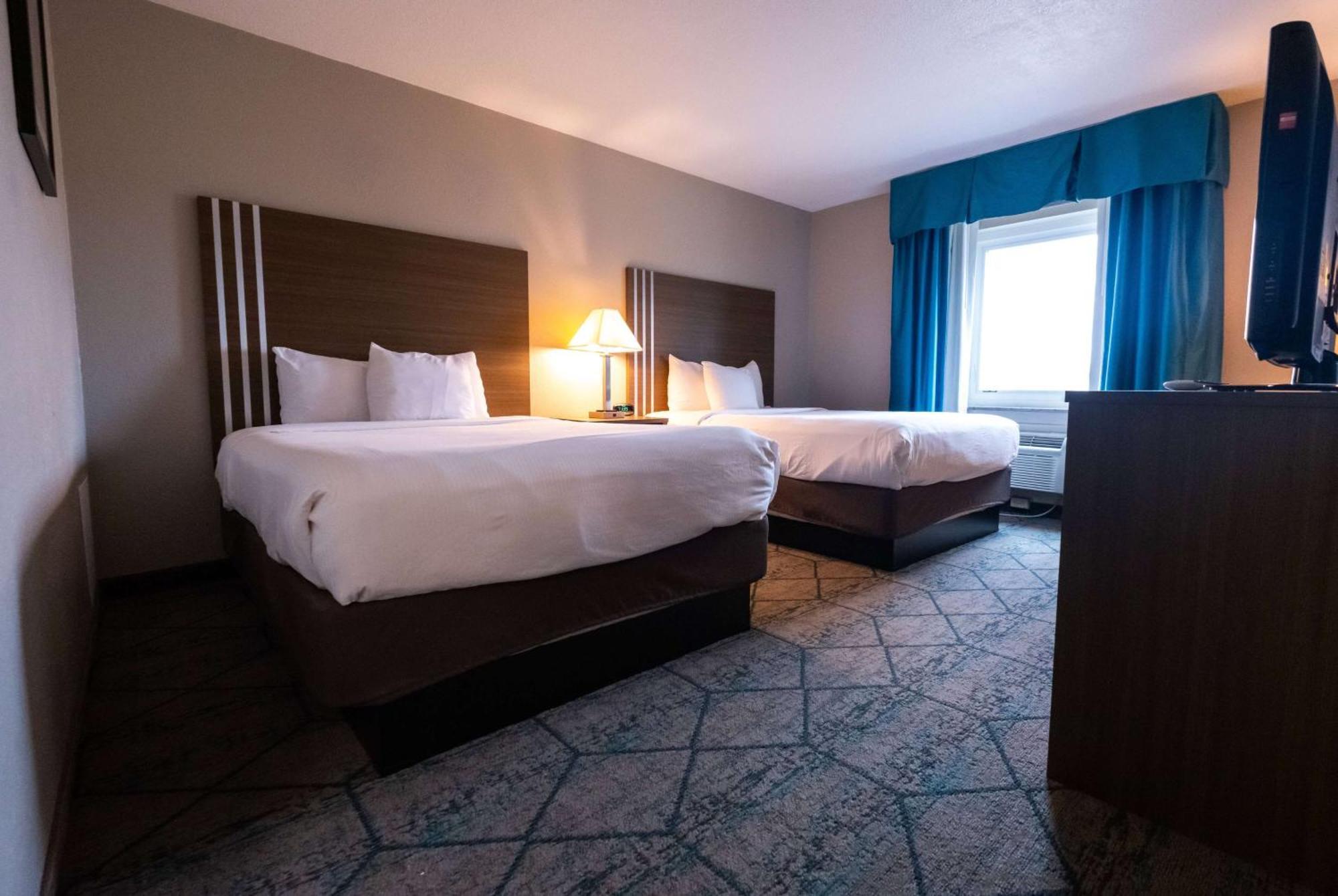 Baymont By Wyndham Effingham Hotel Exterior photo